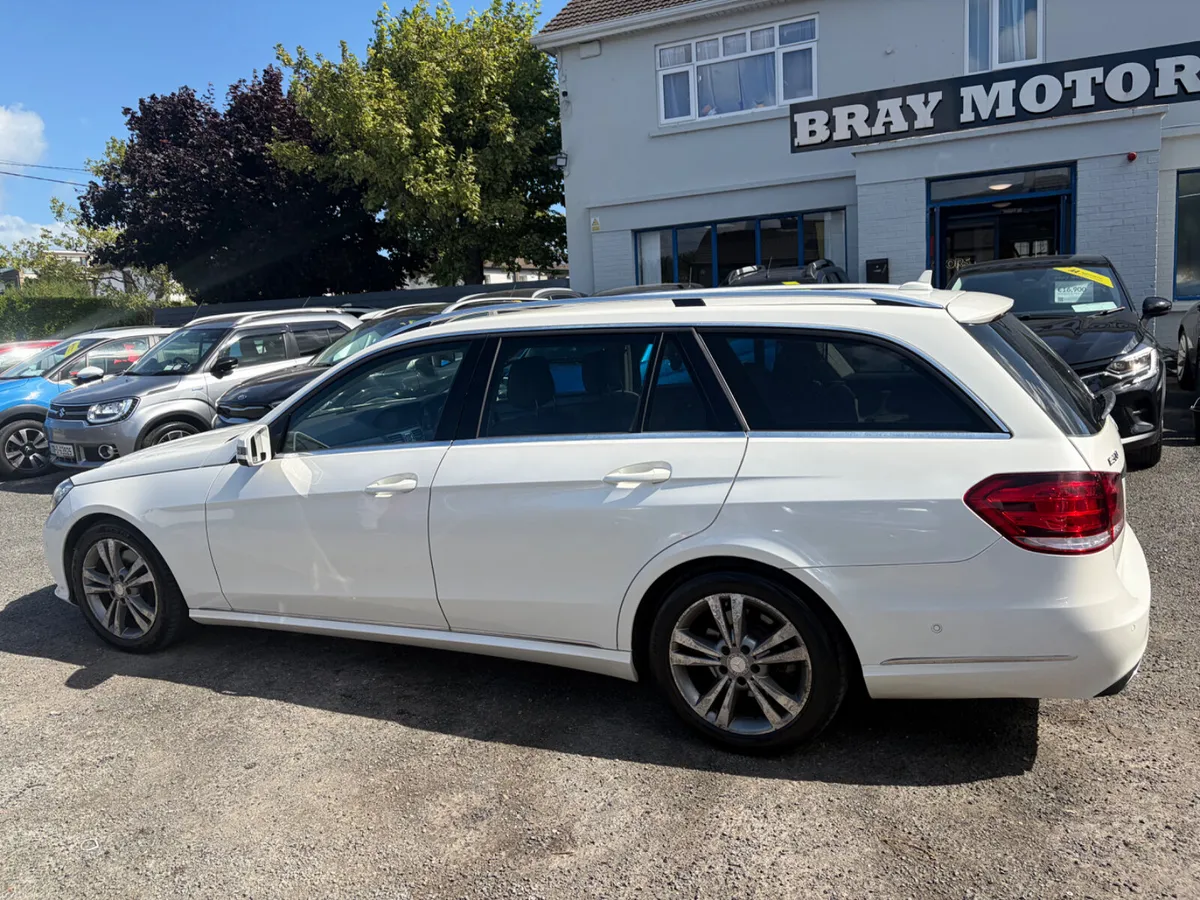 2014 MERCEDE E300 DIESEL HYBRID ESTATE AUTO - Image 1