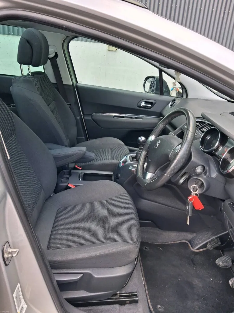Peugeot 5008 - Image 6