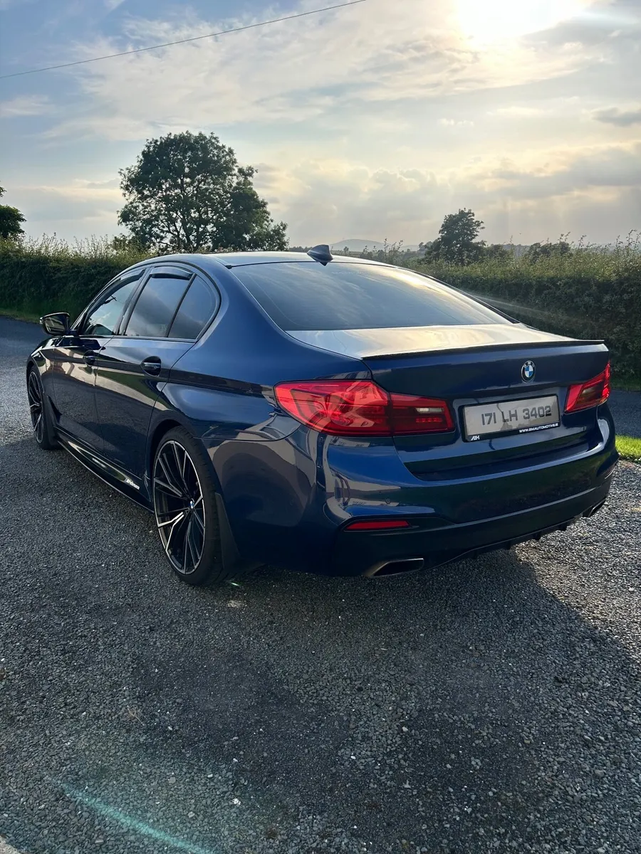 BMW 5-Series 2017 - Image 2