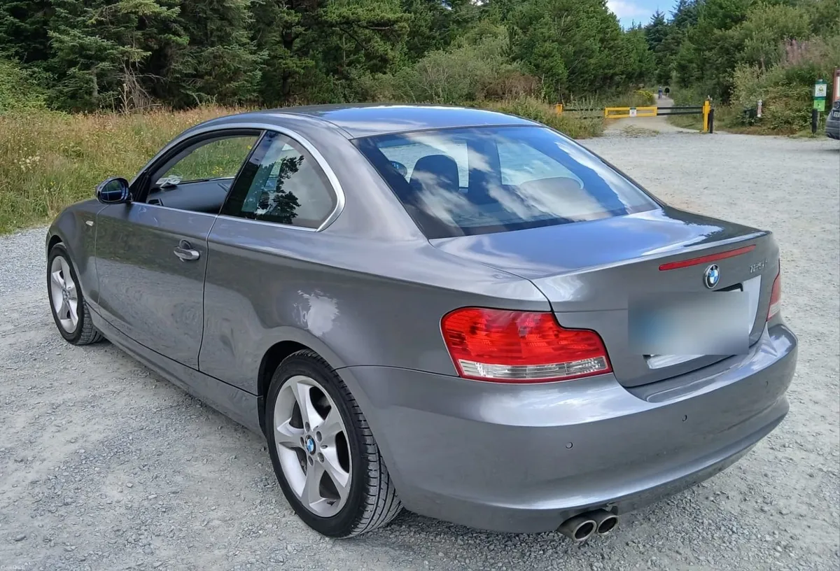 BMW 1-Series 2009 - Image 3