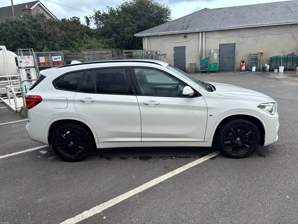 BMW X1 - Image 5