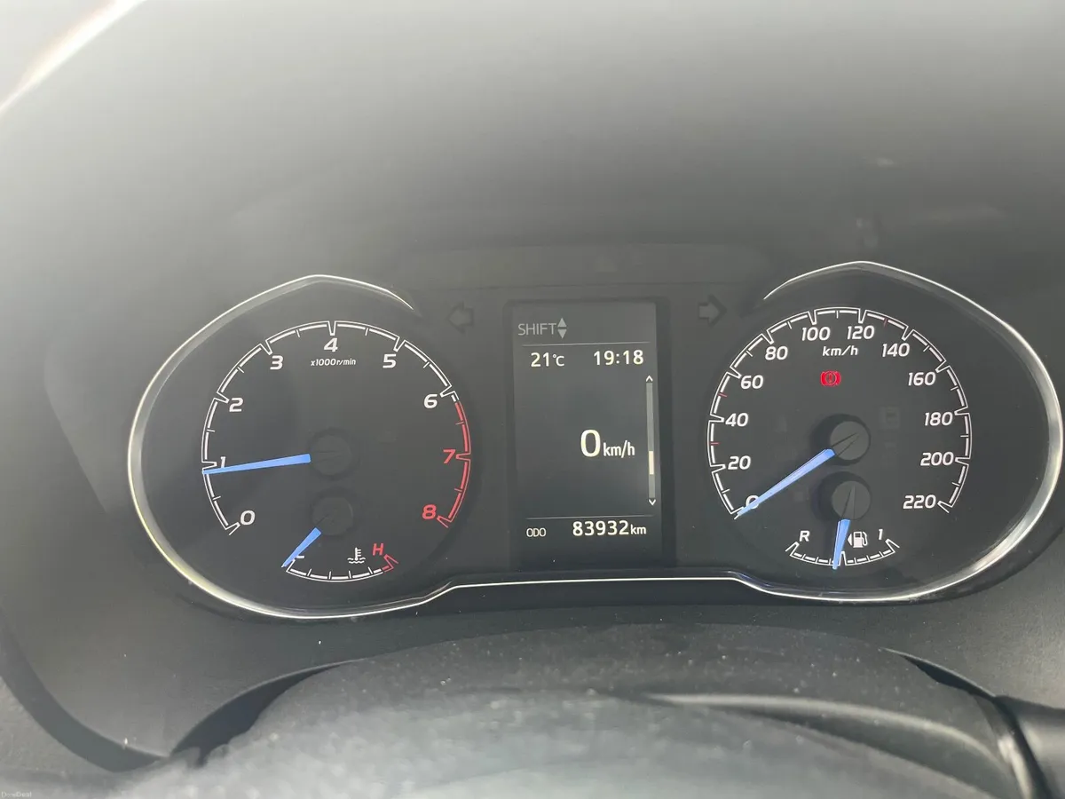 Toyota Yaris 2017 - Image 3