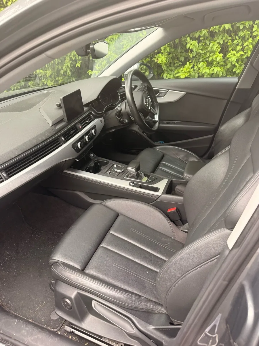 Audi A4 2.0TDI 150S - Image 4