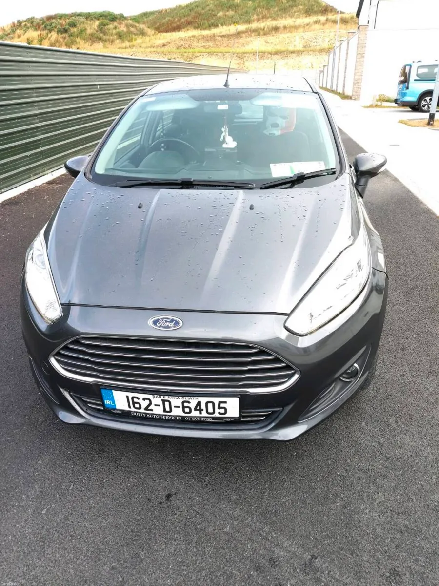 Automatic Ford fiesta - Image 1
