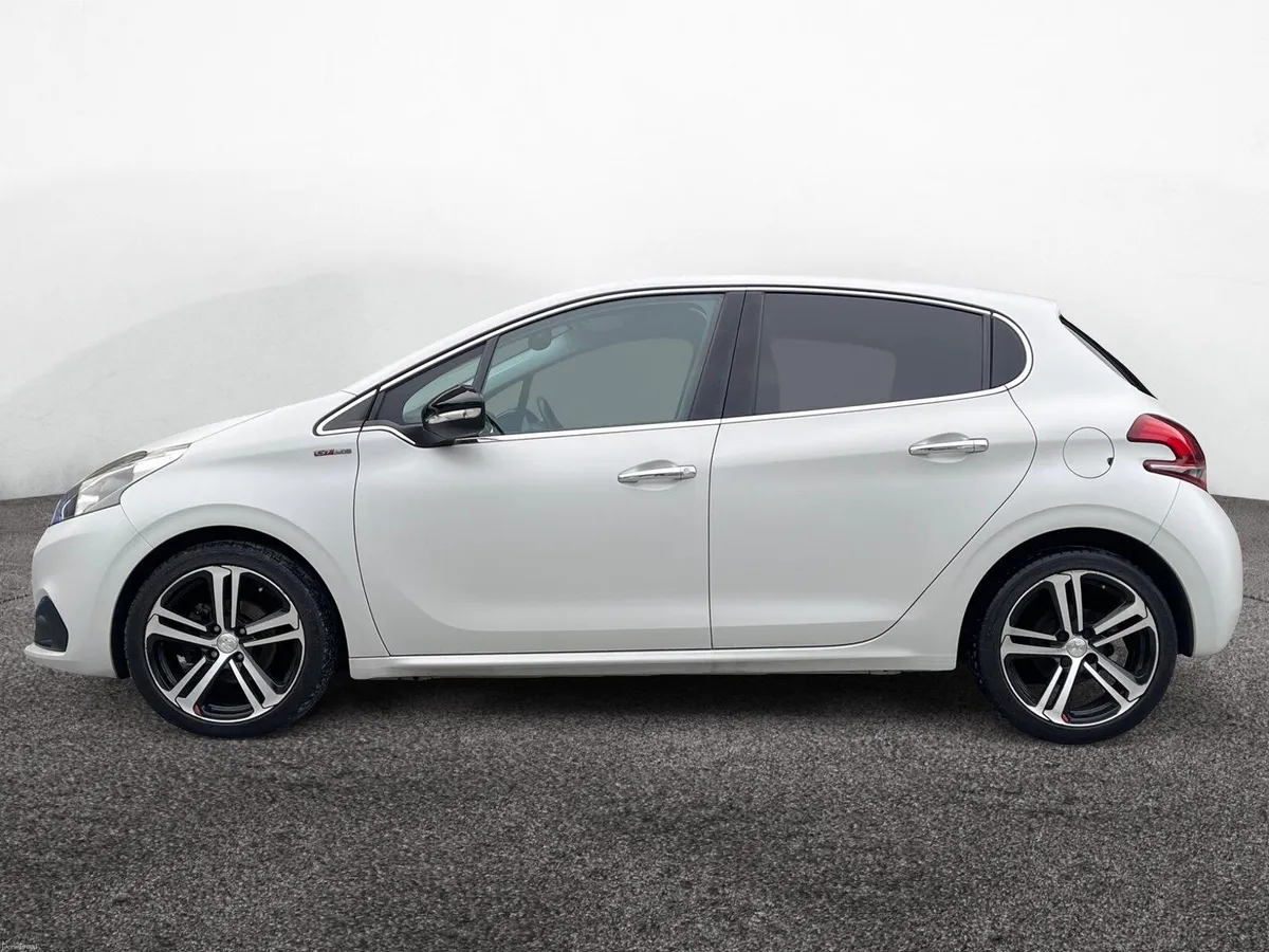 Peugeot 208 2017 1.2L Petrol - LOW KMS - Image 6
