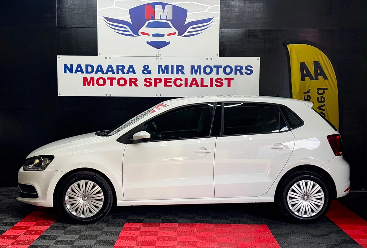 2016 Volkswagen Polo Auto - Image 3