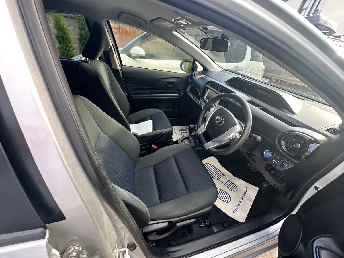 Toyota Aqua 2015 - Automatic – 1.5 Hybrid - Image 5