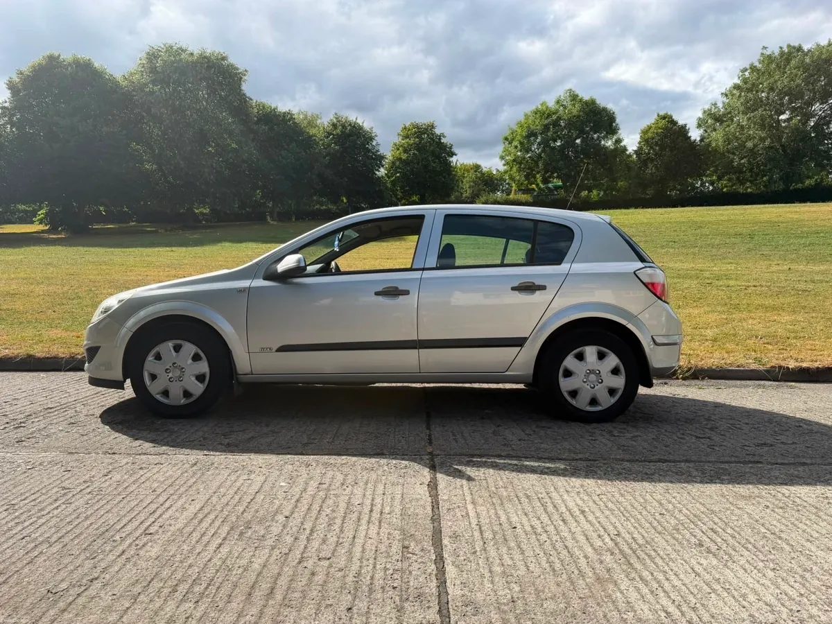 Opel Astra 1.4 Petrol Manual NCT 9/26 - Image 5