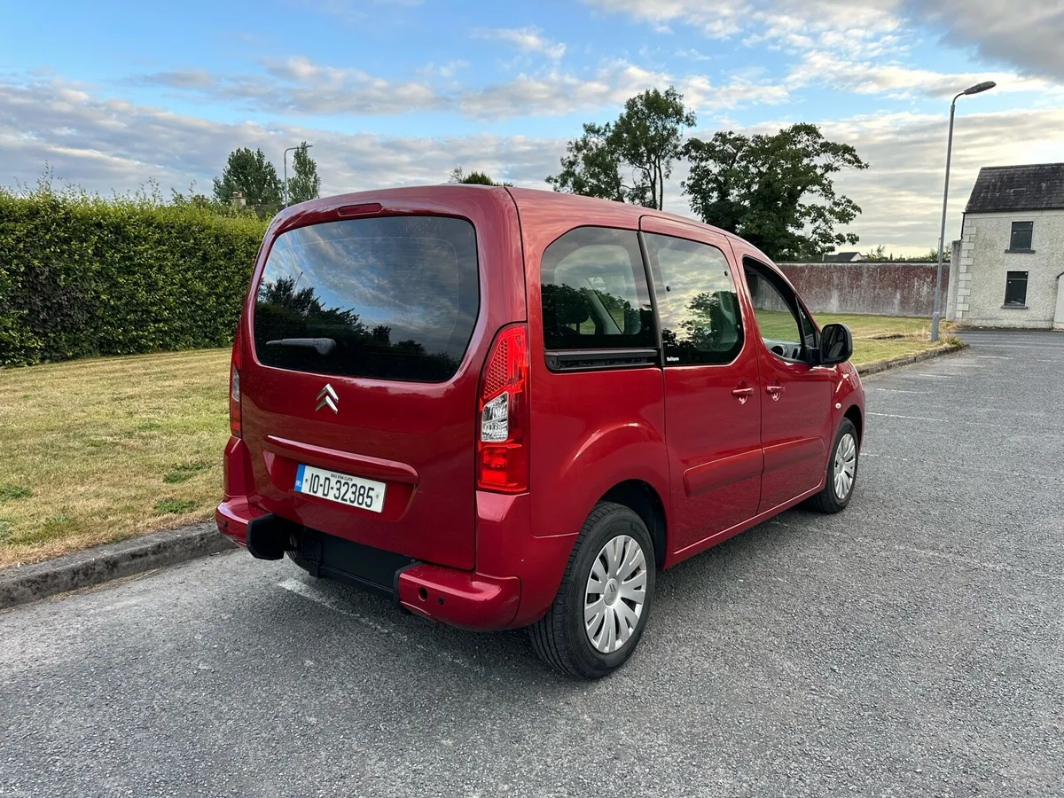 Citroen Berlingo wheelchair accessible multi space - Image 6