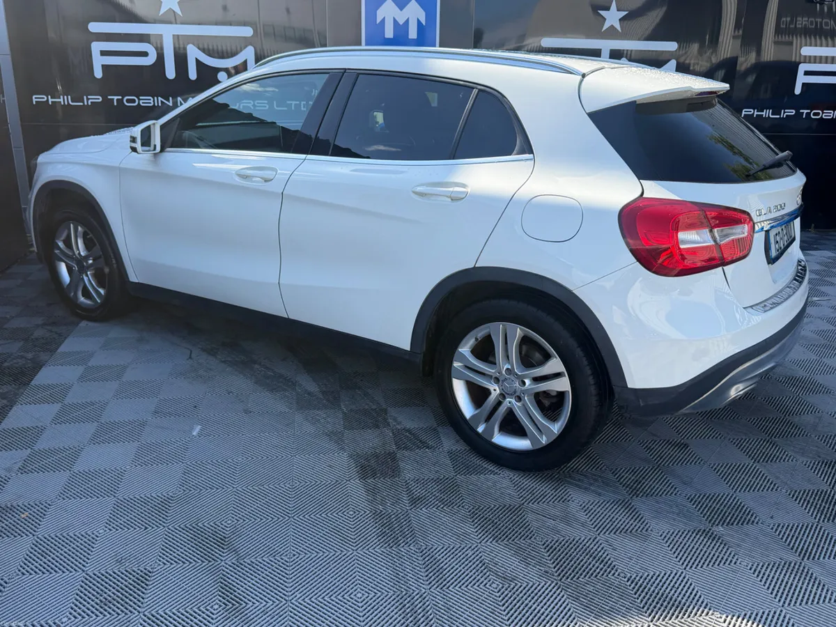 Mercedes-Benz GLA200D Sport 5DR - Image 6