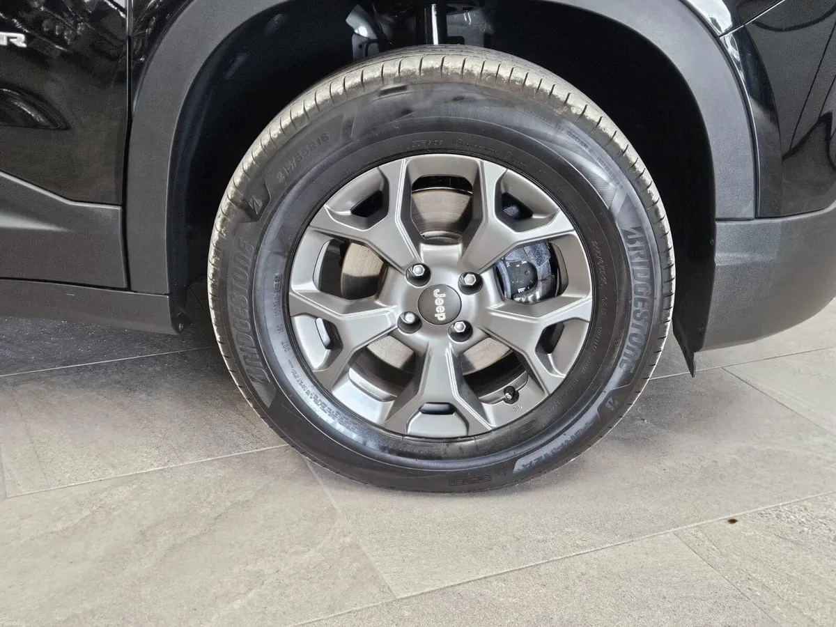 26 JEEP AVENGER  E-HYBRID EDCT6 LONGITUDE - Image 6