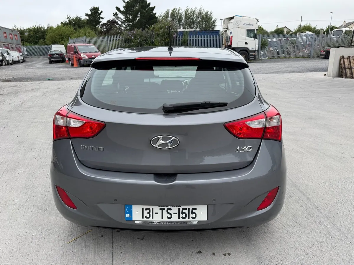 2013 HYUNDAI I30 NCT 11-26 TAX 9-26 - Image 5