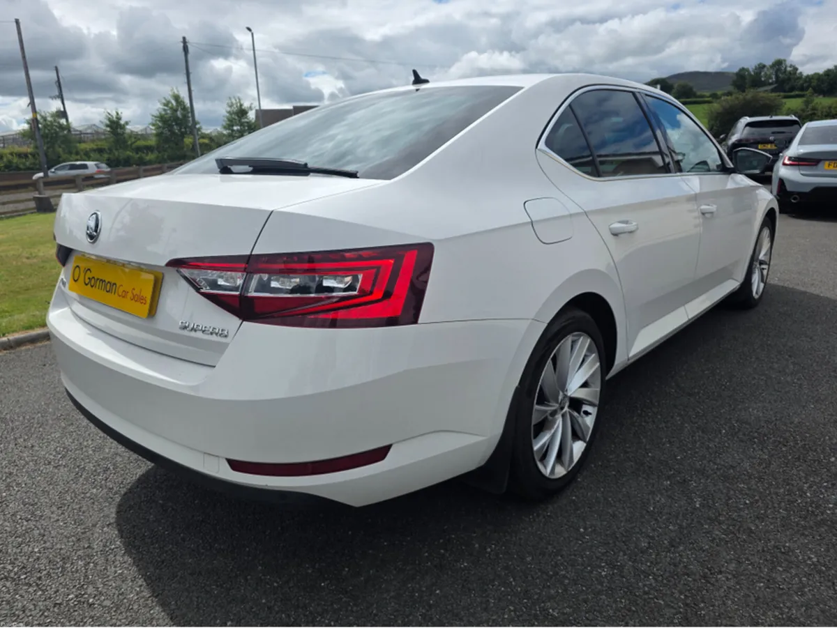 Skoda Superb 2.0TDI SE L EXECUTIVE TDI DSG, COST € - Image 2