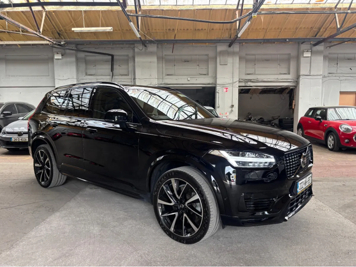 Volvo XC90 T8 PHEV PLUS DARK AWD 5DR AUTO 7 Seater - Image 1