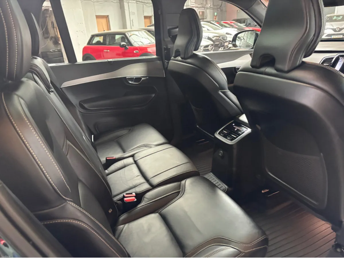 Volvo XC90 T8 PHEV PLUS DARK AWD 5DR AUTO 7 Seater - Image 6