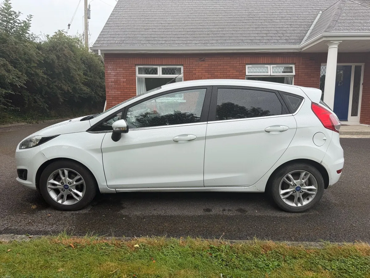Ford Fiesta 2014(142) Zetec 1.25l Petrol - Image 5