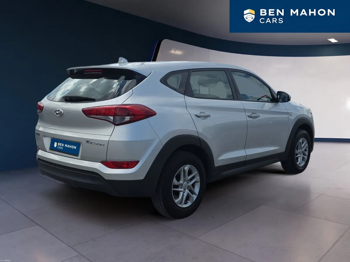 Hyundai Tucson Executive Petrol - Image 5