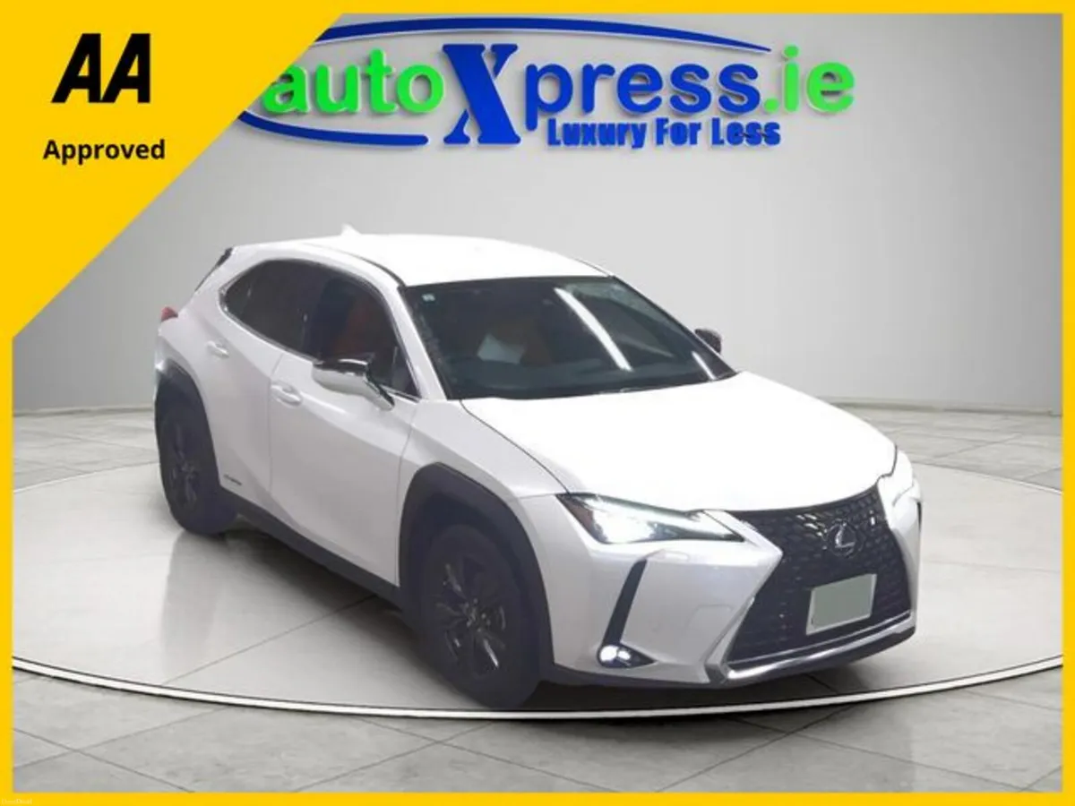 Lexus UX Hybrid VERSION C, 360 camera - Image 1