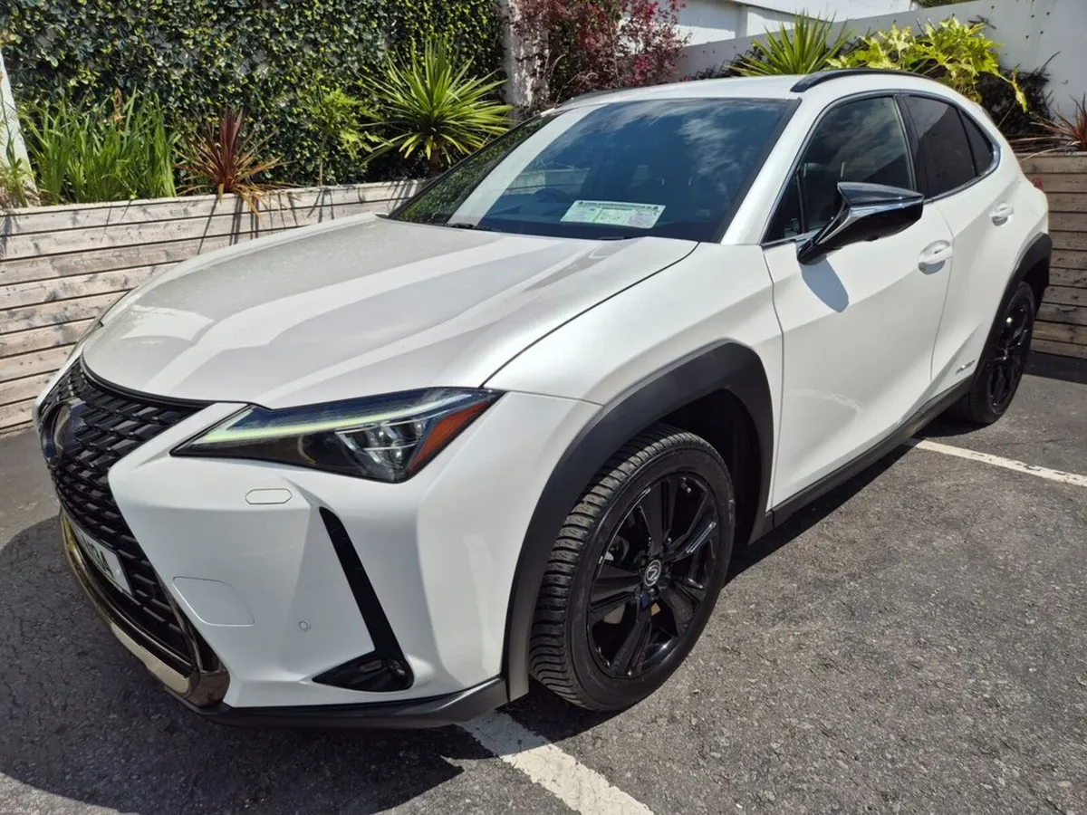 Lexus UX 6aa-mzah10 - Image 2
