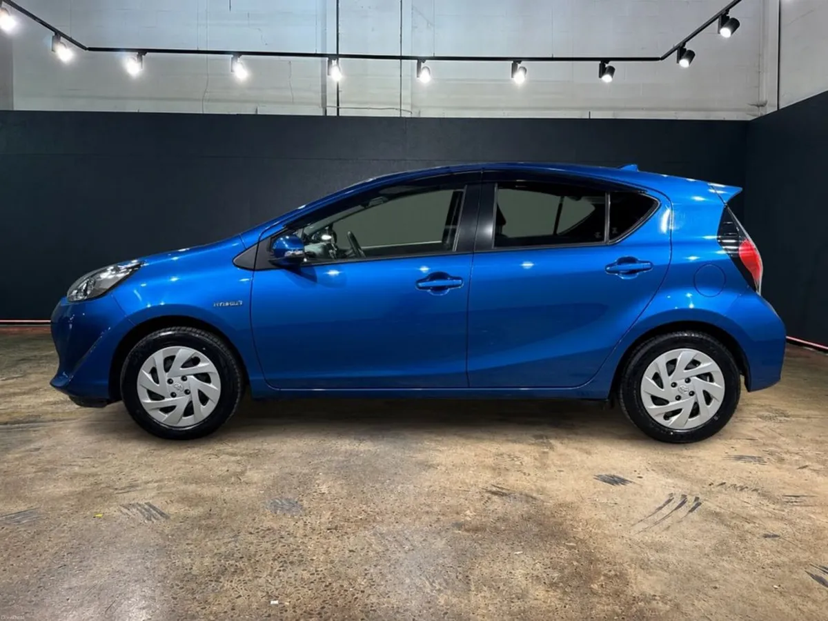 Toyota Aqua 1.5 HYBRID S MODEL - TOYOTA SAFETY SEN - Image 6