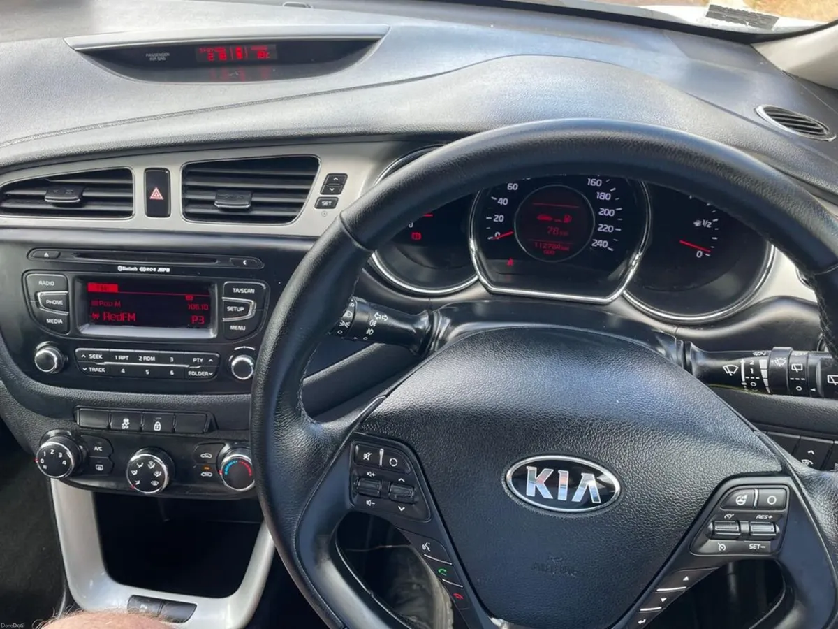 Kia ProCeed Proceed 1.6 EX 3DR *IMMACULATE CONDITI - Image 2