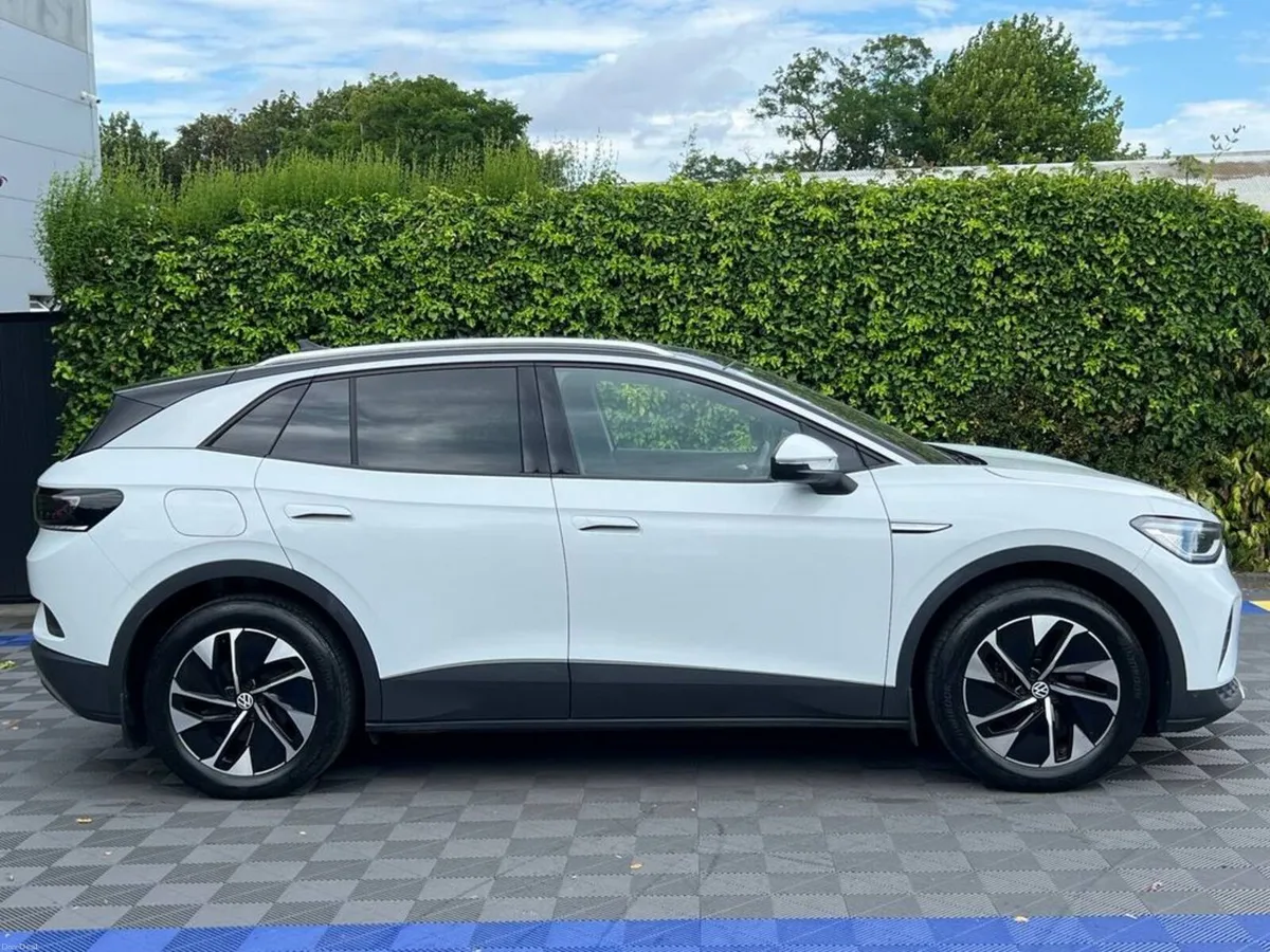 Volkswagen ID.4 PURE 52KWH // PANORAMIC SUNROOF // - Image 3