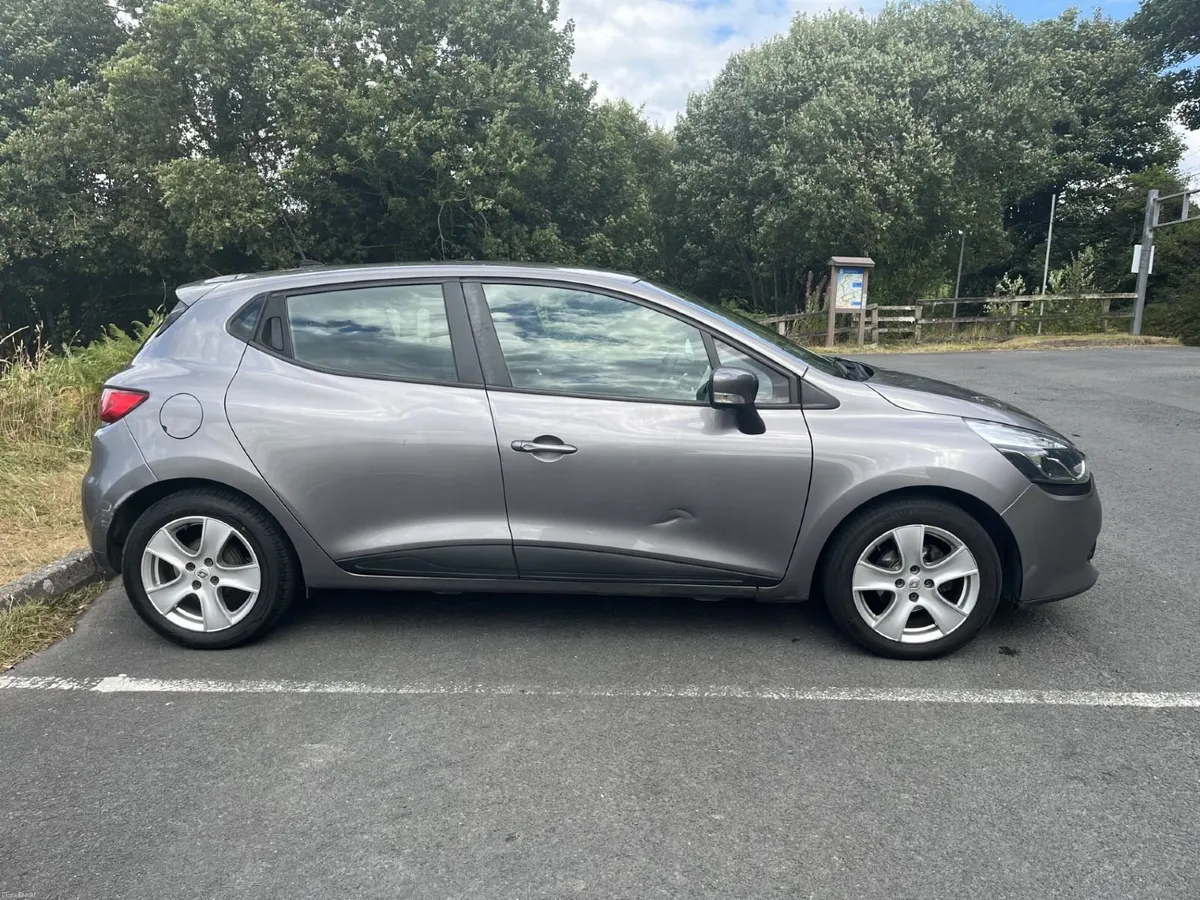 2014 Renault Clio 1.1L Petrol - Image 5