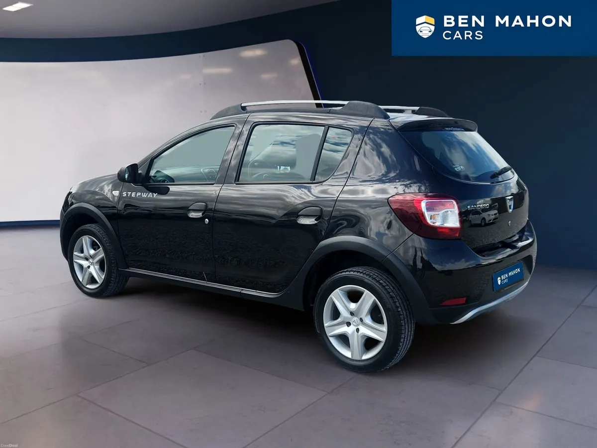 Dacia Sandero Stepway 1.5DCI - Image 3