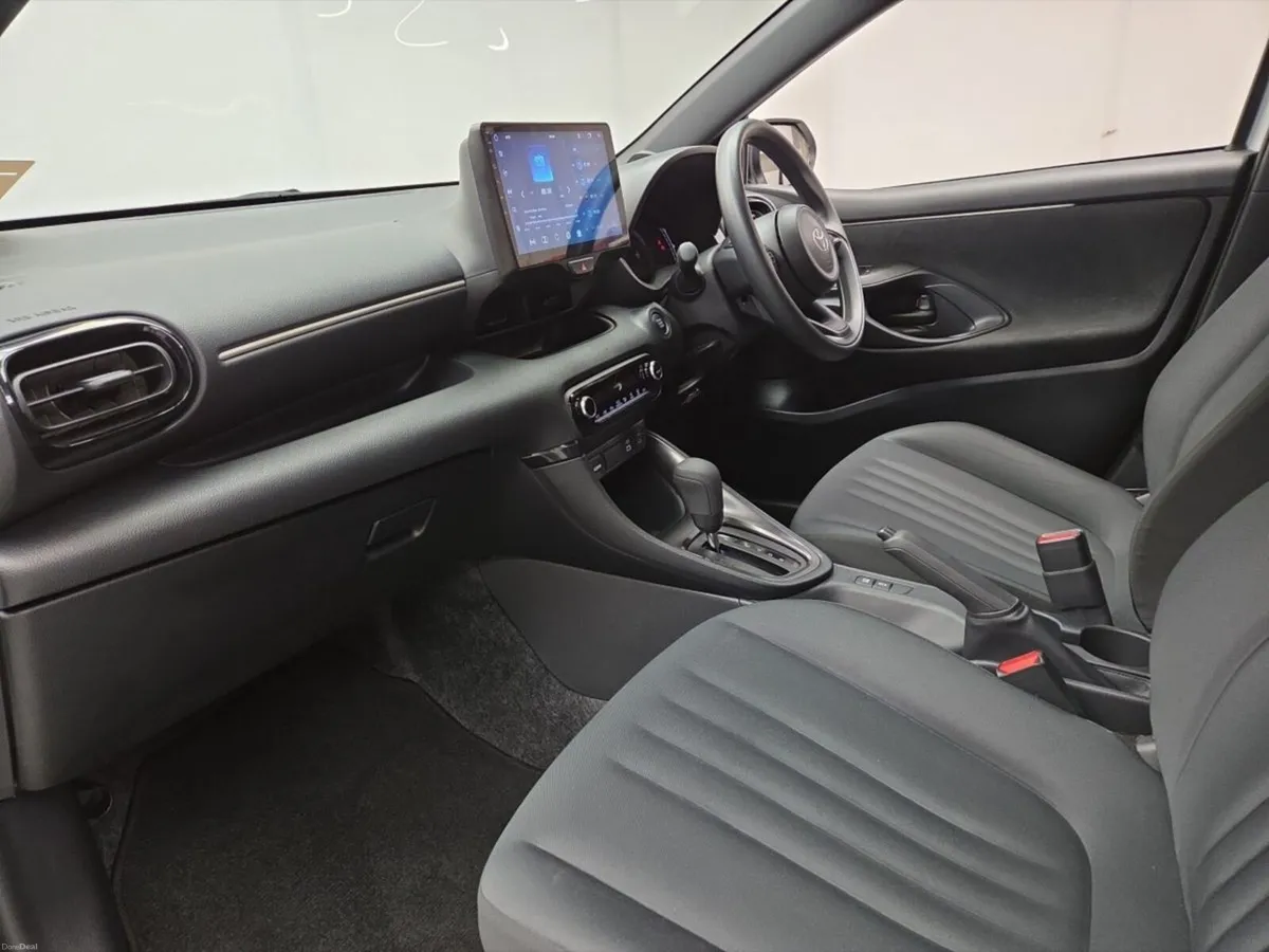Toyota Yaris 1.0 Luna - Image 4