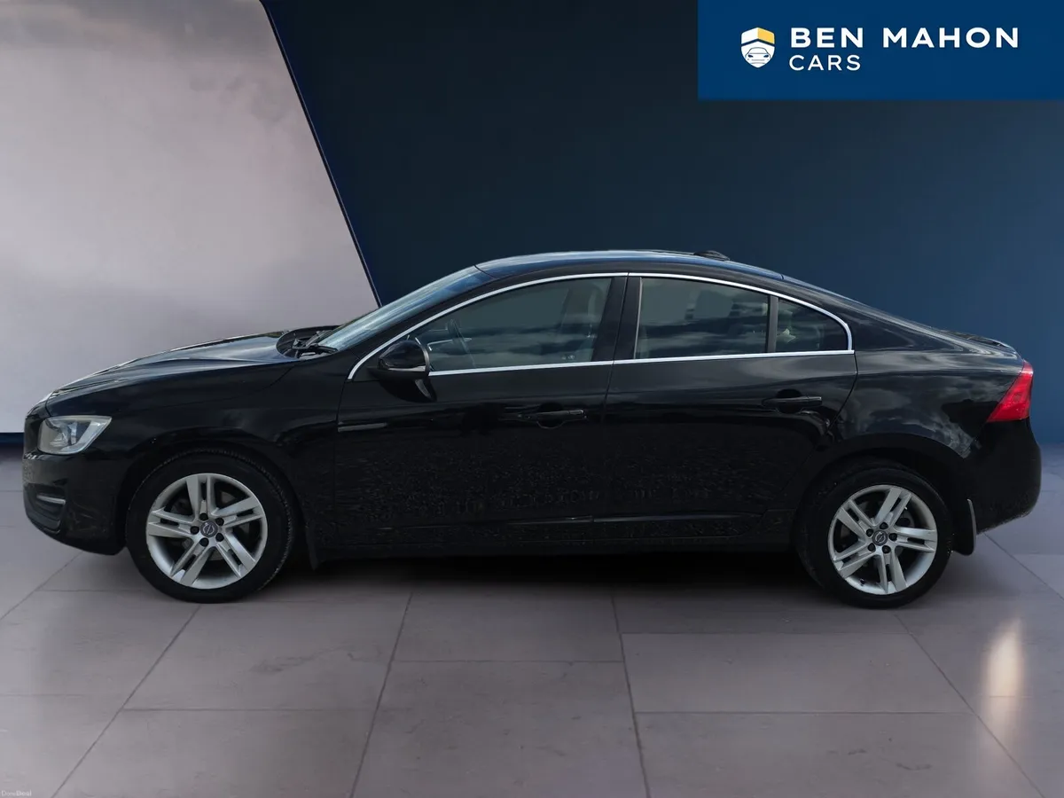 Volvo S60 2015 - Image 2