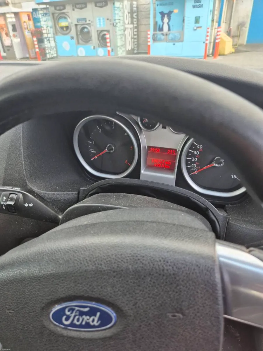 2009 ford focus nct 12/07/27 - Image 5