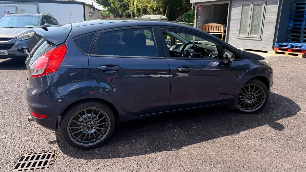 Ford Fiesta 2014 - Image 4
