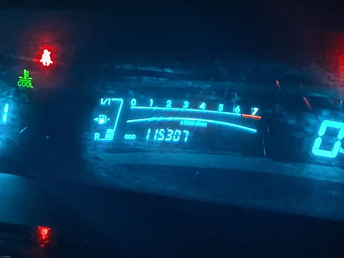 Toyota Yaris 2007 - Image 3