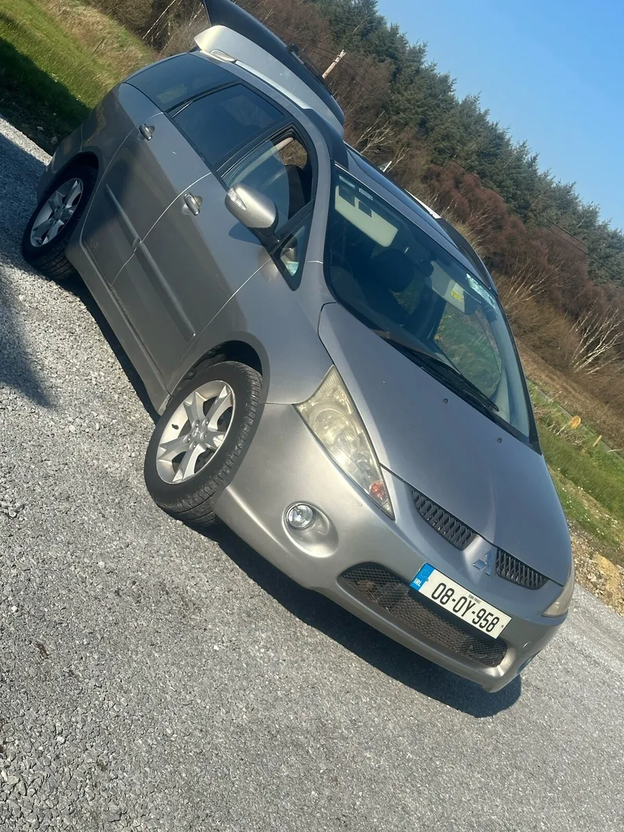 Grandis 7 seater - Image 4