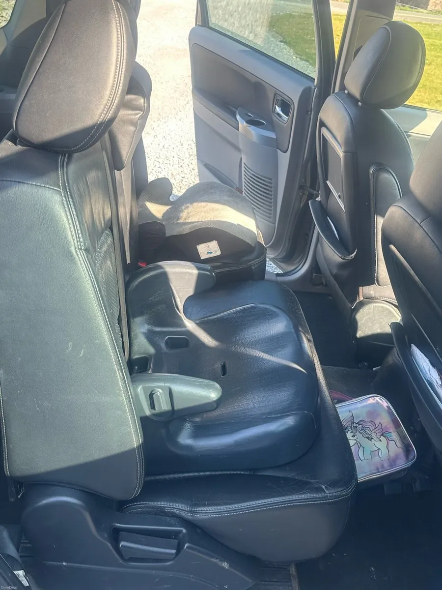 Grandis 7 seater - Image 6