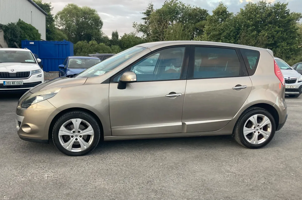 Renault Scenic 2010 1.5 DCI 70k kms LIKE NEW - Image 4
