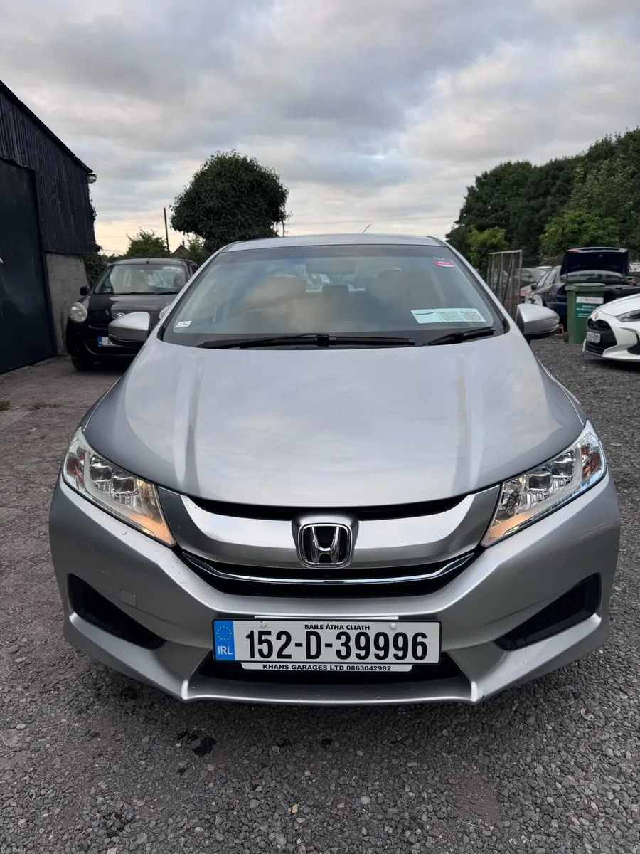 car - Image 2
