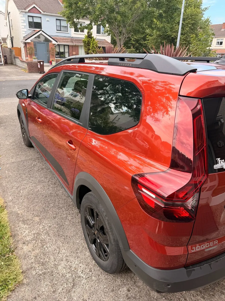 Dacia Jogger Hybrid Extreme Model - Image 6