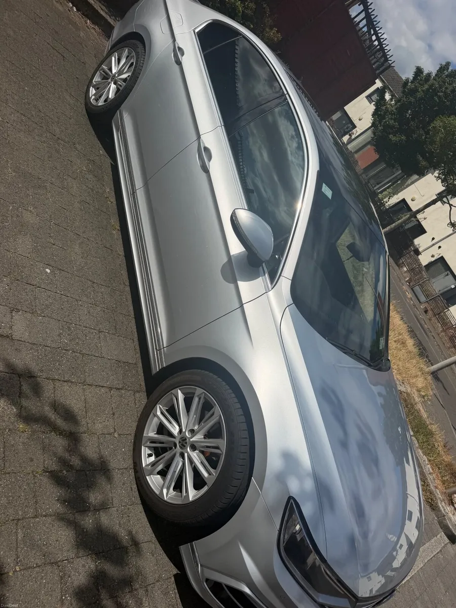 Volkswagen Passat 2017 - Image 4