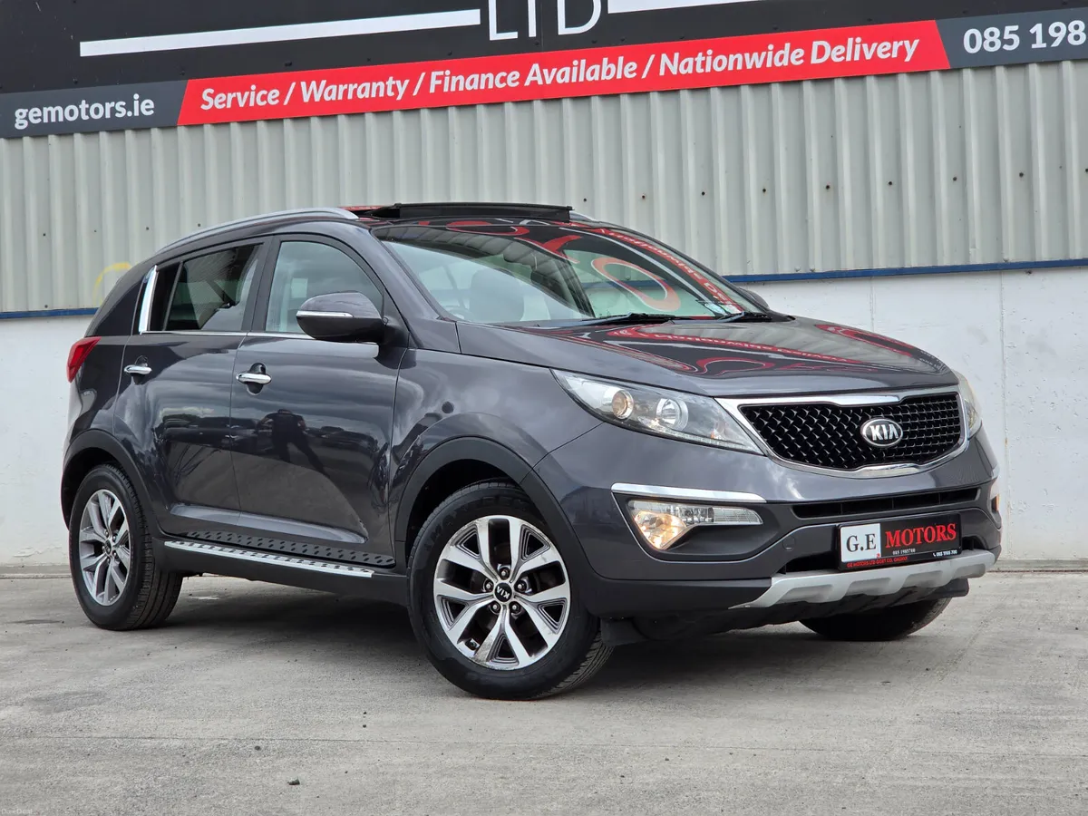 *152 KIA SPORTAGE TOP SPEC WITH PANORAMIC SUN - Image 2