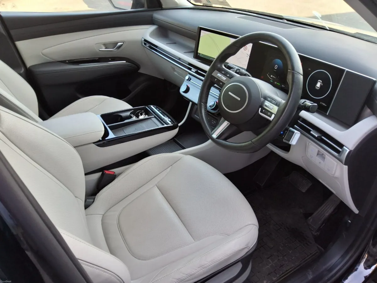 Hyundai Tucson HEV EXECUTIVE PLUS 5DR - Image 6
