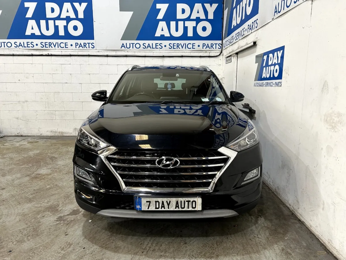 Hyundai Tucson IX35 EXECUTIVE 5DR - Image 2