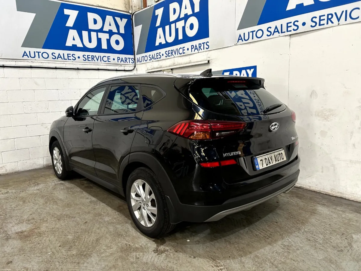 Hyundai Tucson IX35 EXECUTIVE 5DR - Image 5