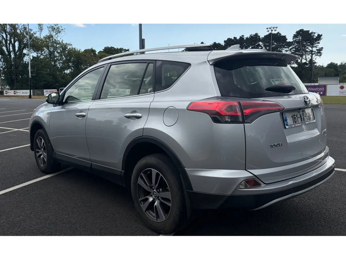 Toyota RAV4 RAV4 2.0 D-4D LUNA 4DR - Image 5