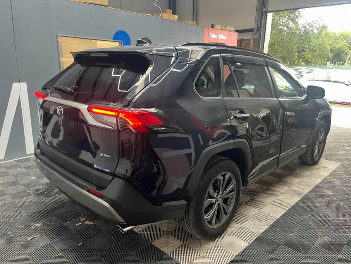 Toyota RAV4 2025 TOYOTA RAV4 HYBRID G 2.5 AUTOMATI - Image 2