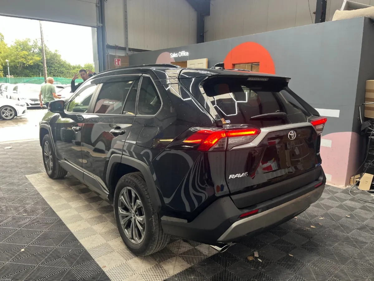 Toyota RAV4 2025 TOYOTA RAV4 HYBRID G 2.5 AUTOMATI - Image 4