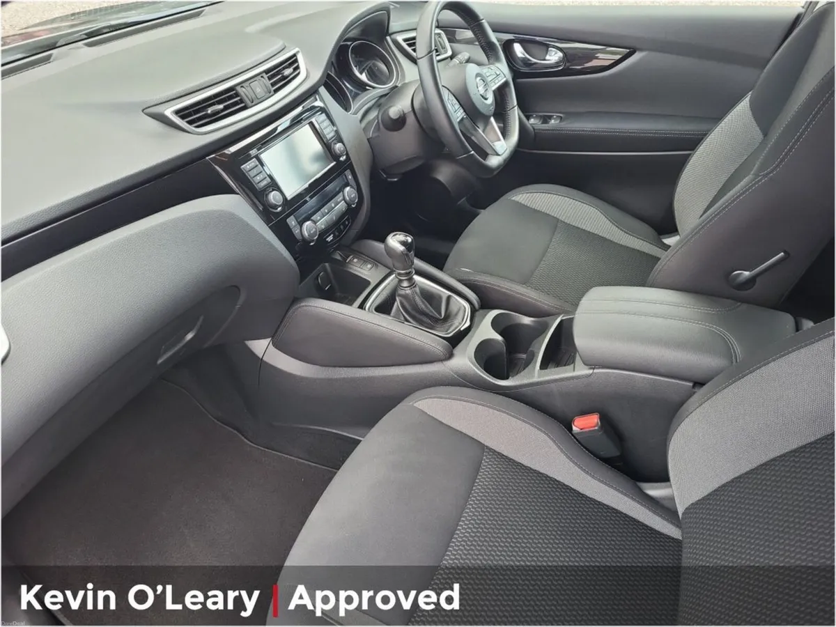 Nissan Qashqai SE 1.3 - Image 4