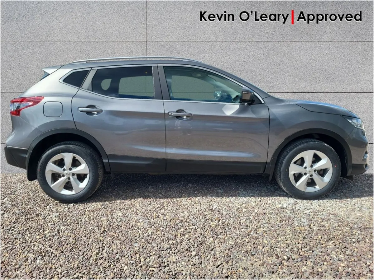 Nissan Qashqai SE 1.3 - Image 6
