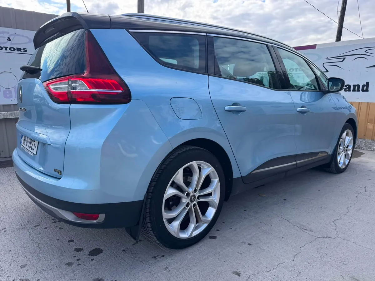 191 Renault Grand Scenic 1.75 Blue dCi 120 Iconic - Image 6