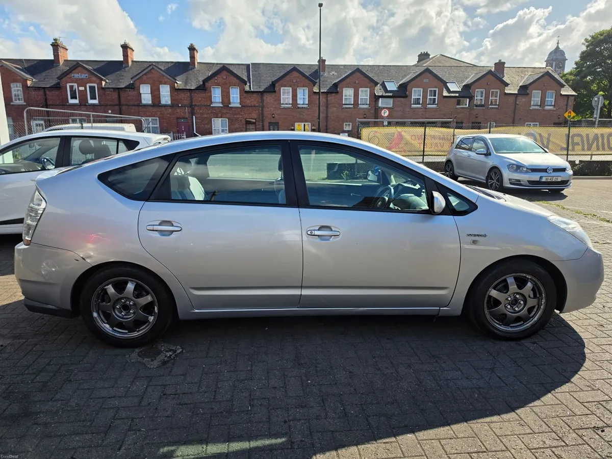 Toyota Prius 2007 - Image 6